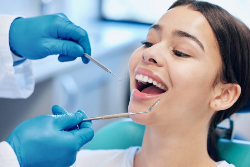 Dental Implants Sandy